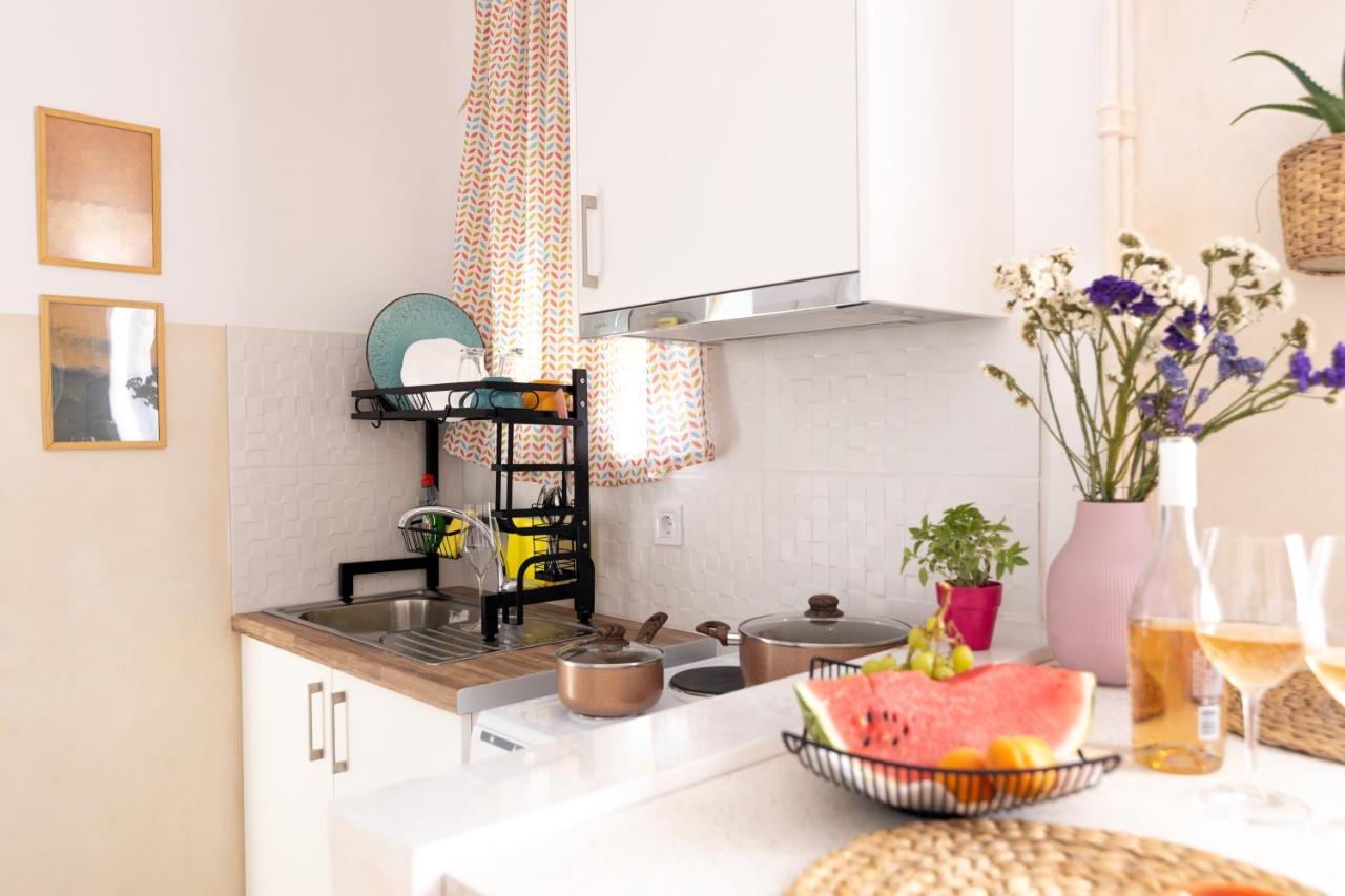 Mediterranean House - 12 Min From Acropolis! Apartamento Atenas Exterior foto