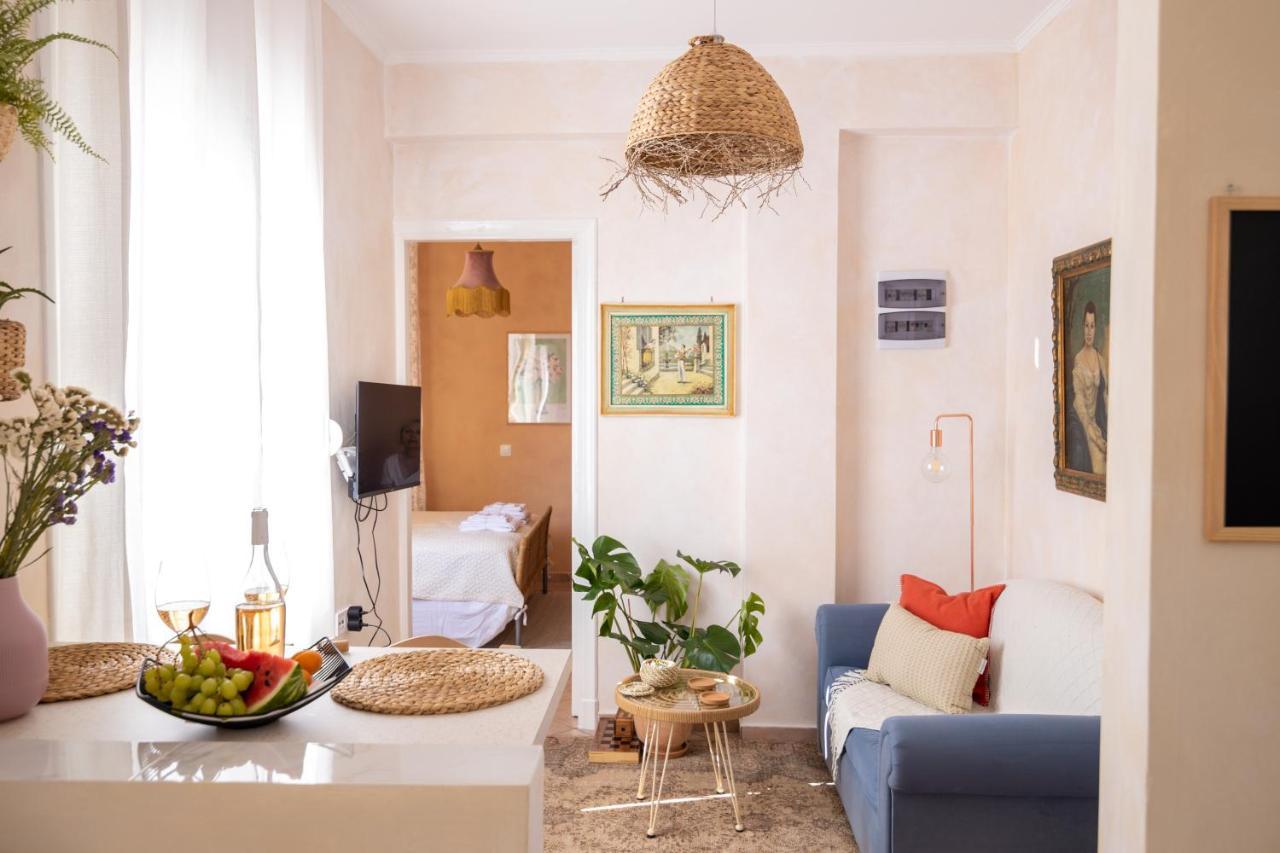Mediterranean House - 12 Min From Acropolis! Apartamento Atenas Exterior foto