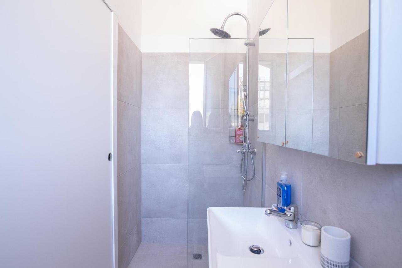 Mediterranean House - 12 Min From Acropolis! Apartamento Atenas Exterior foto