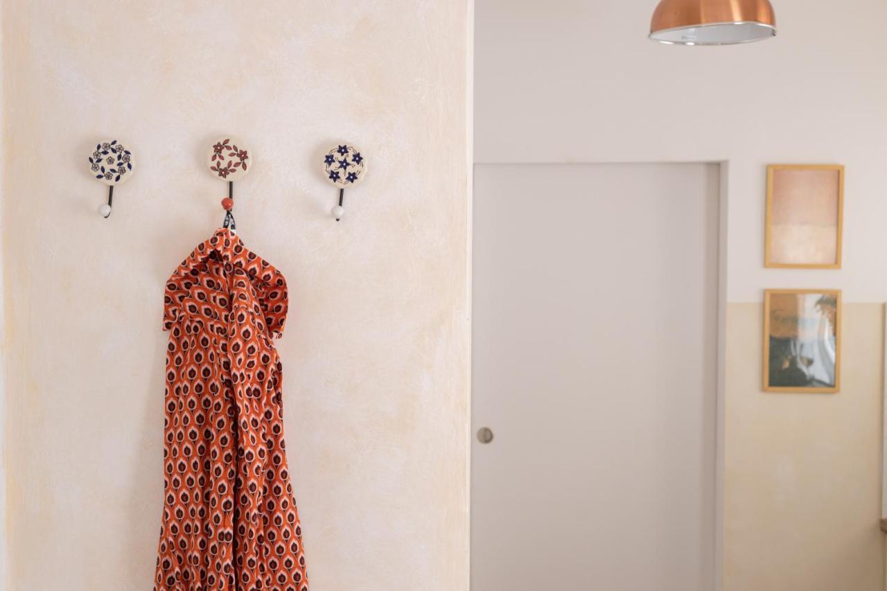 Mediterranean House - 12 Min From Acropolis! Apartamento Atenas Exterior foto